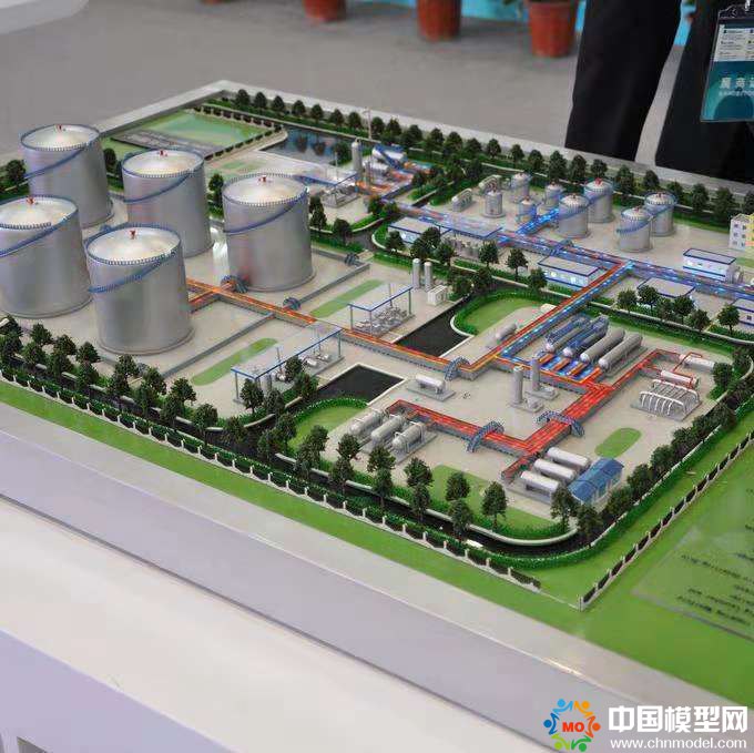 樓盤沙盤模型制作、別墅沙盤模型制作、城市規(guī)劃沙盤制作、建筑模型設(shè)計(jì)制作、工業(yè)模型設(shè)計(jì)制作、數(shù)字多媒體沙盤制作