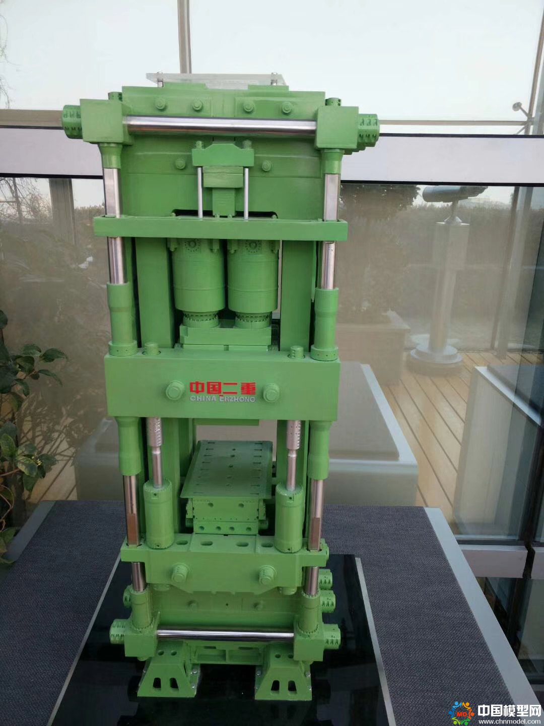 樓盤沙盤模型制作、別墅沙盤模型制作、城市規(guī)劃沙盤制作、建筑模型設(shè)計(jì)制作、工業(yè)模型設(shè)計(jì)制作、數(shù)字多媒體沙盤制作