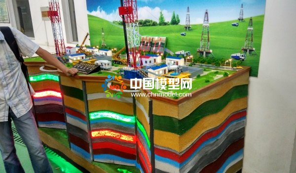 鈾礦測(cè)井教學(xué)組合模型