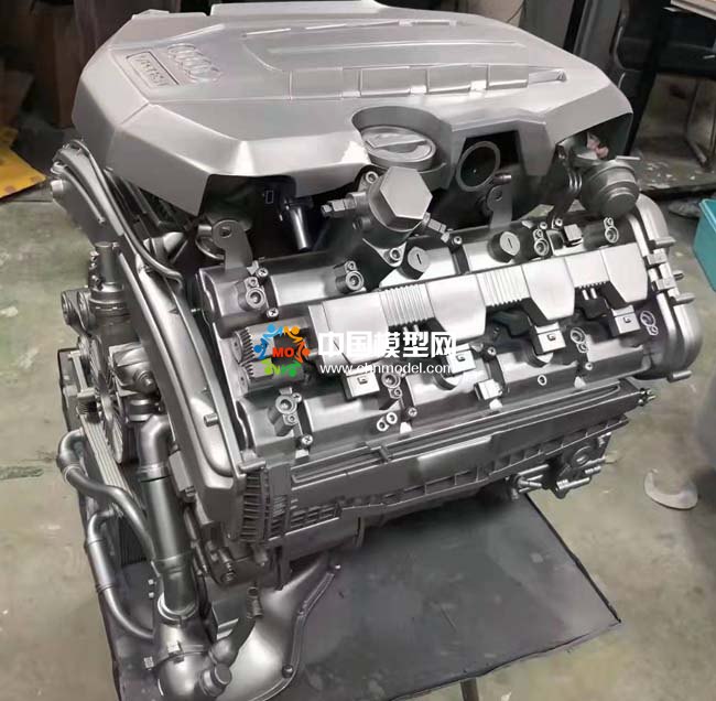 奧迪V8發(fā)動(dòng)機(jī)模型
